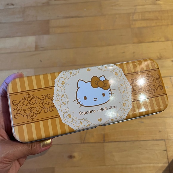 HELLO KITTY Japan x Fracora Pencil Case Metal Tin Box Makeup Brush Pen Sanrio 🎀 - Picture 6 of 10